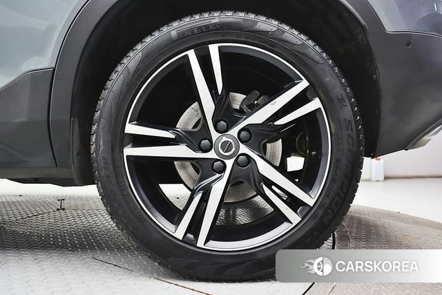 Volvo XC40 id 3867102 из Кореи 16