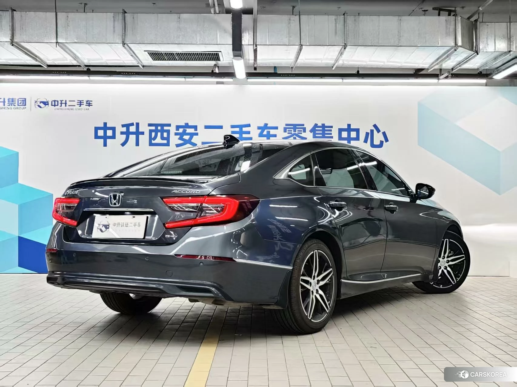 Honda Accord id 4453019 из Китая 9