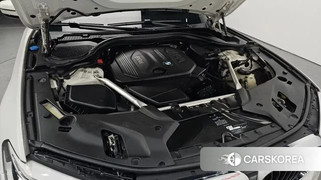 BMW 5 Series (G30) id 3563406 из Кореи 16