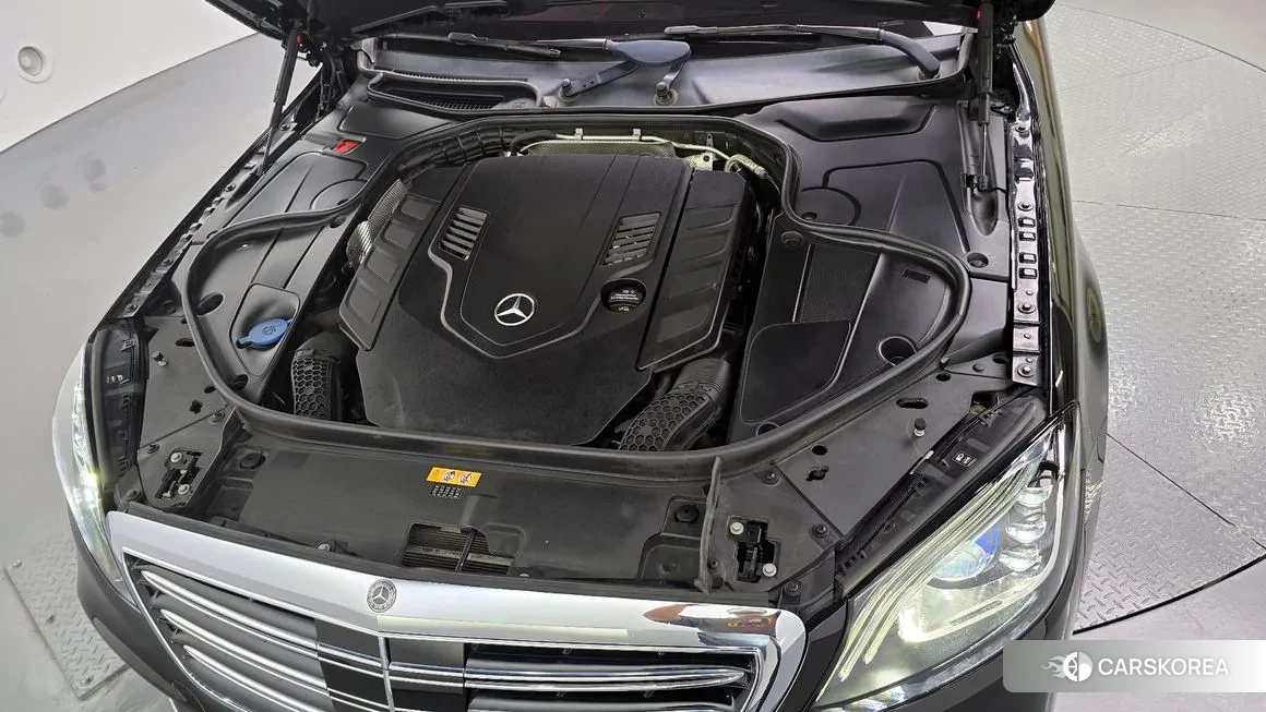 Mercedes-Benz S-Class W222 id 1950939 из Кореи 16