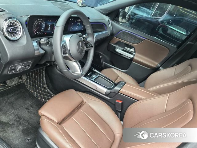Mercedes-Benz GLB id 4353030 из Китая 13