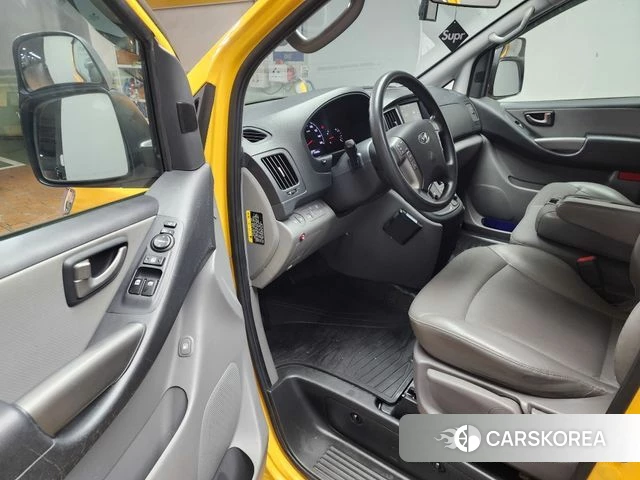 Hyundai The New Grand Starex id 3890259 из Кореи 16