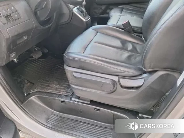 Hyundai Staria id 3522909 из Кореи 15