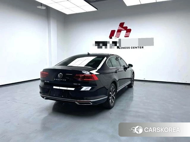 Volkswagen Magotan 2022 Черный из Китая, фото 6