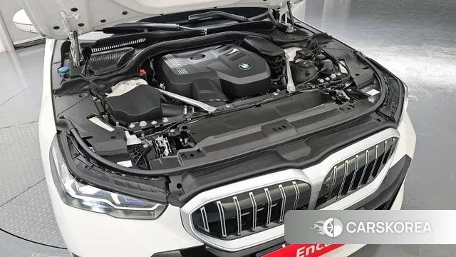 BMW 5 Series (G60) id 3758110 из Кореи 16