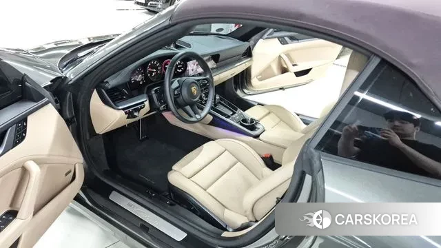 Porsche 911(992) id 3026678 из Кореи 14