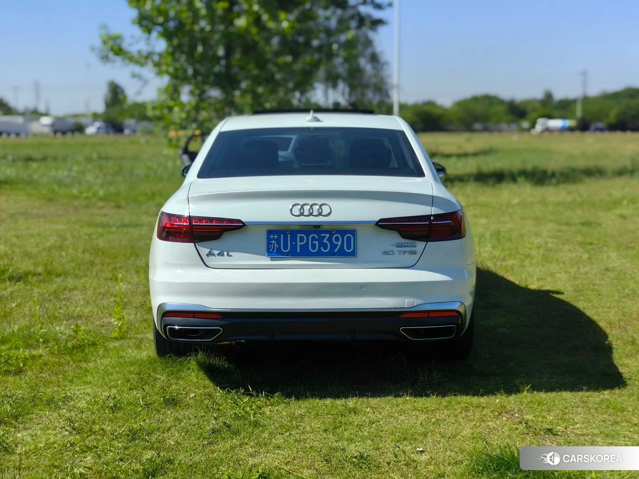 Audi A4L id 4413263 из Китая 12