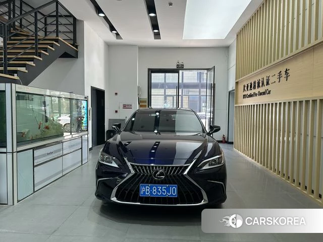 Lexus ES 2023 Другой из Китая, фото 6