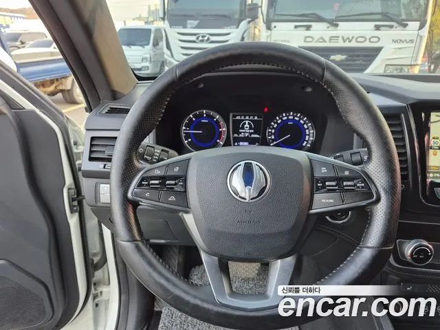 Ssangyong Rexton Sports Cannes id 2617000 из Кореи 15