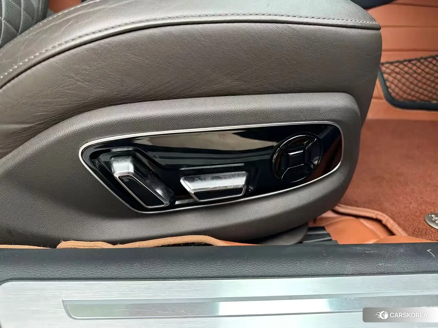 Audi A8 id 4599760 из Китая 8