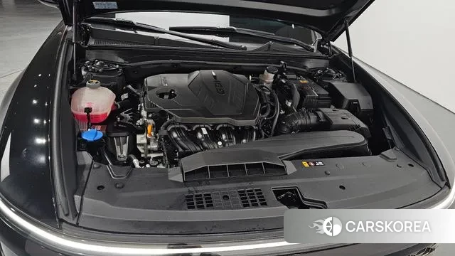 Hyundai Grandeur (GN7) id 3605855 из Кореи 16