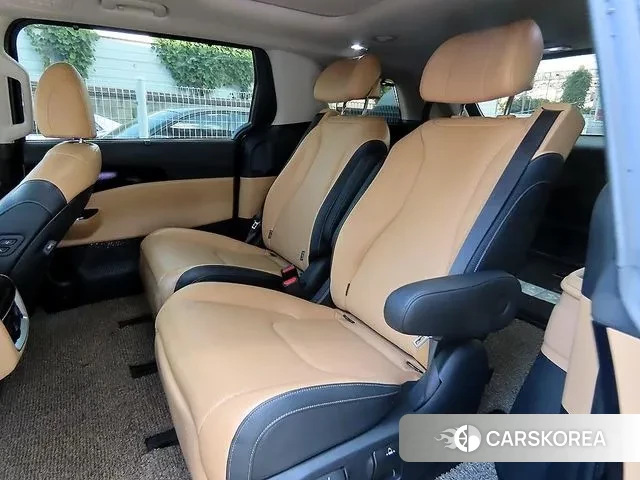 Kia Carnival 4th generation id 3281080 из Кореи 16