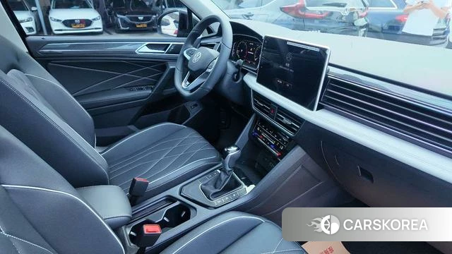 Volkswagen Tiguan L id 4359575 из Китая 8