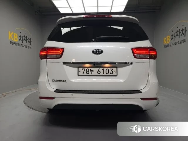 Kia All New Carnival id 3229784 из Кореи 15