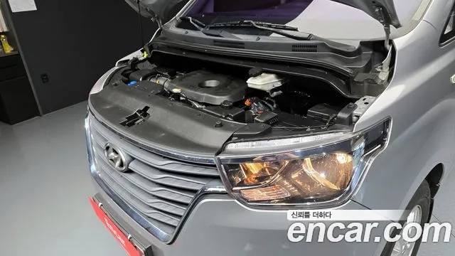 Hyundai The New Grand Starex id 2886671 из Кореи 16