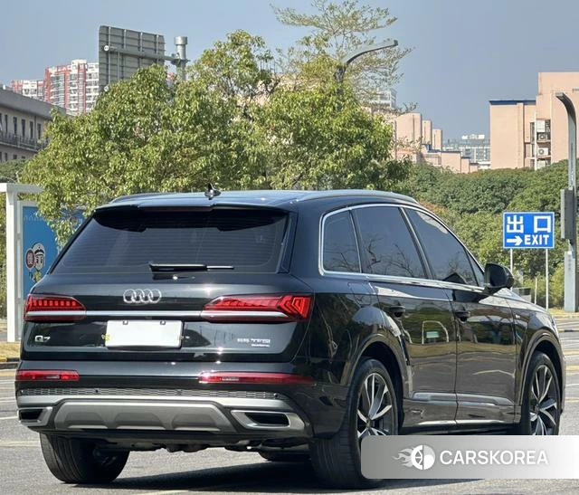 Audi Q7 id 4261770 из Китая 17