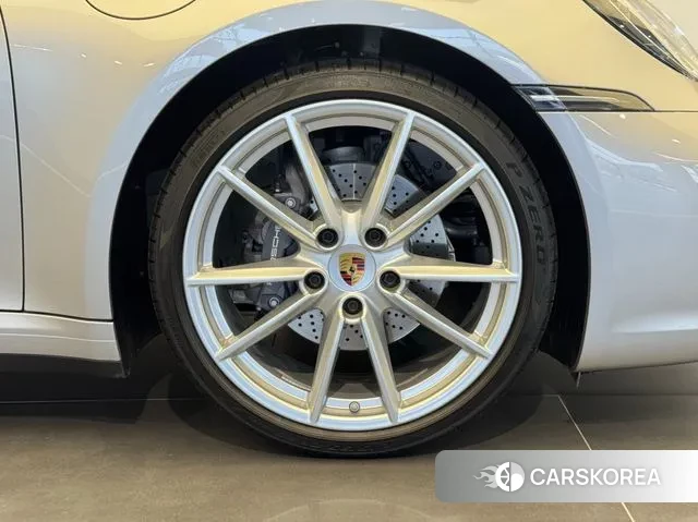 Porsche 911(992) id 3489171 из Кореи 16