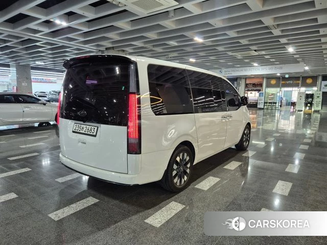 Hyundai Staria id 4453341 из Кореи 13