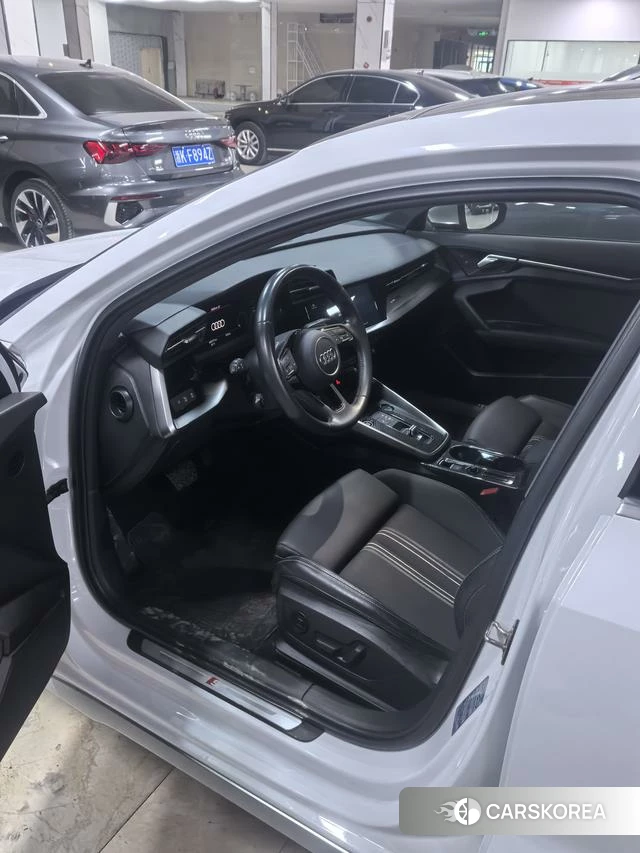 Audi A3 2024 Белый из Китая, фото 6