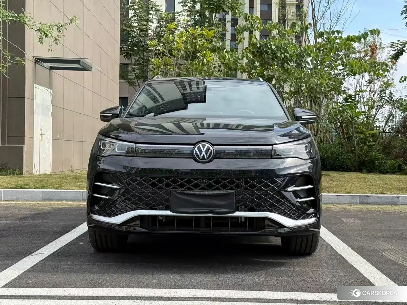 Volkswagen Tiguan L 2026 Черный из Китая, фото 6
