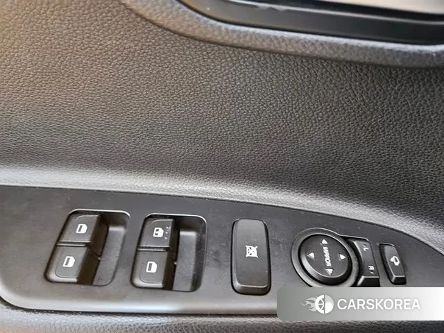 Kia Stonic id 3034360 из Кореи 16