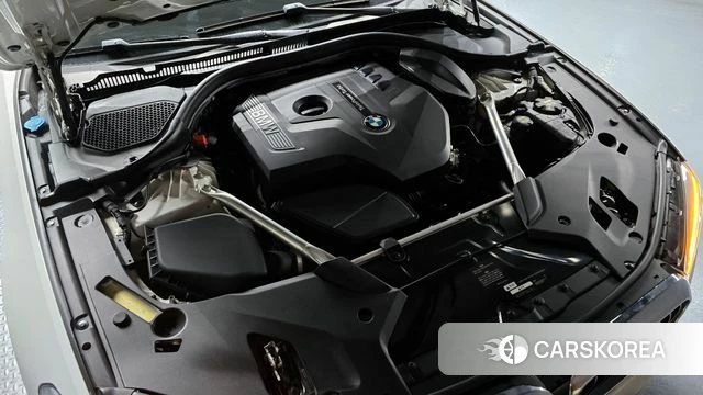 BMW 5 Series (G30) id 3853297 из Кореи 16