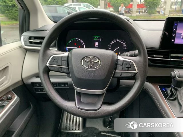 Toyota Saina id 4279171 из Китая 20