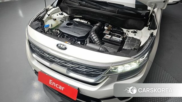 Kia Seltos id 4477167 из Кореи 16