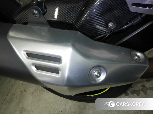 Suzuki GSX-R1000R ABS id 3947491 из Японии 30