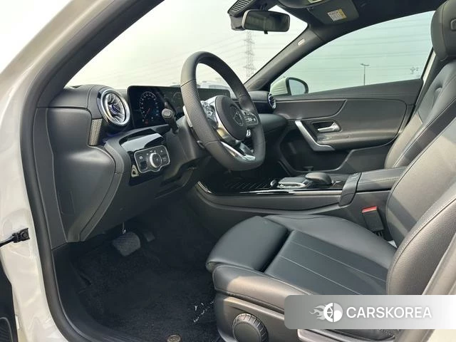 Mercedes-Benz Class A id 4255845 из Китая 10