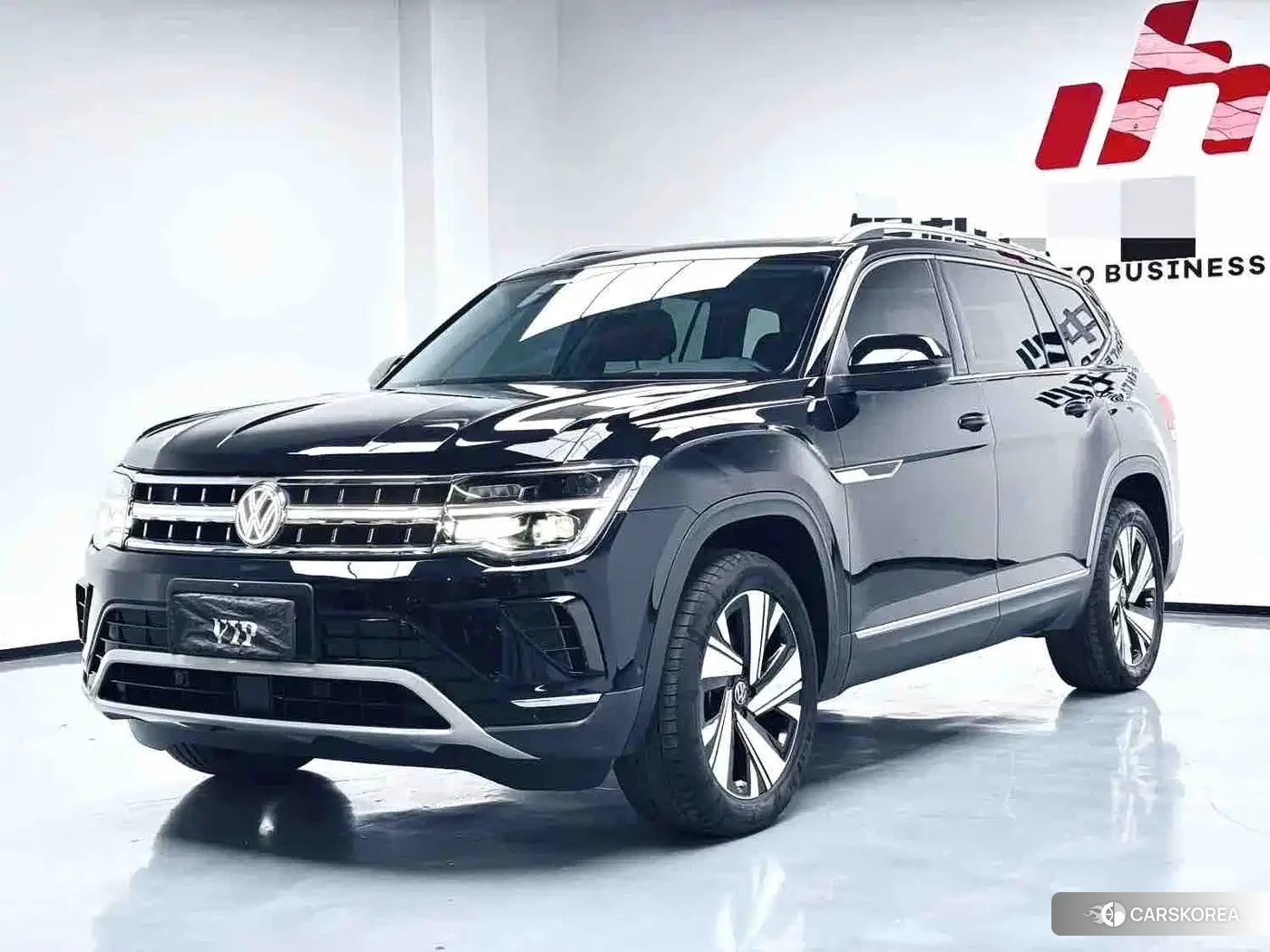 Volkswagen Touareg 2025 Черный из Китая, фото 6