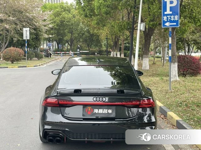 Audi A7 2021 Черный из Китая, фото 6
