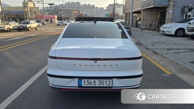 Hyundai Grandeur Hybrid (GN7) id 3522880 из Кореи 16