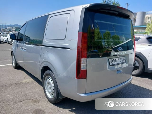 Hyundai Staria id 4224328 из Кореи 16