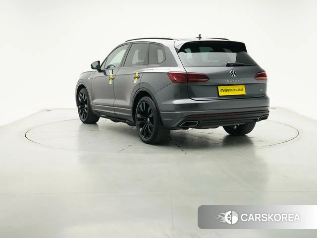 Volkswagen Touareg id 4258589 из Китая 24