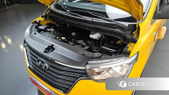 Hyundai The New Grand Starex id 3833651 из Кореи 16