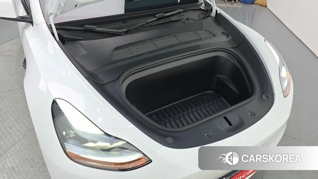 Tesla Model Y id 3909611 из Кореи 16