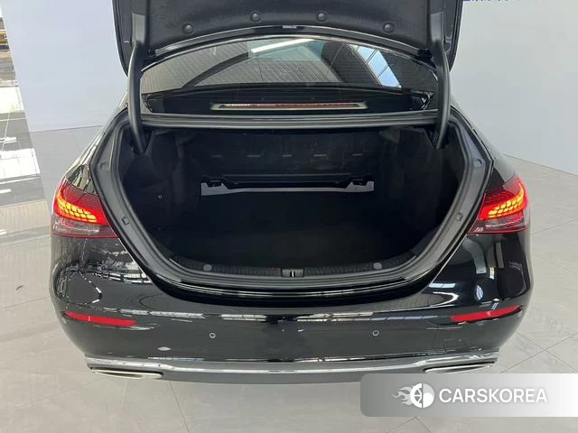 Mercedes-Benz E-class id 4306944 из Китая 18