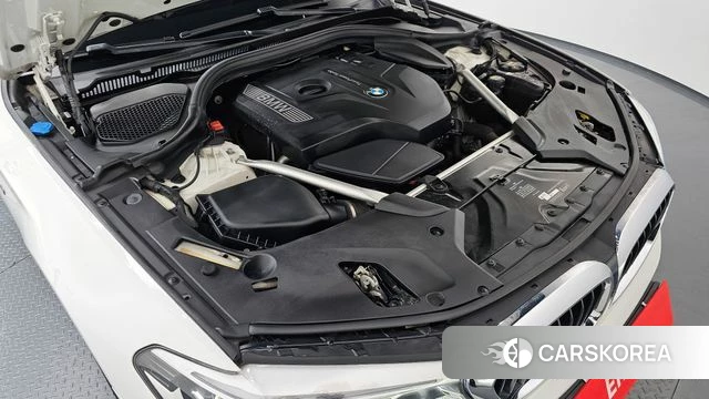 BMW 5 Series (G30) id 3854037 из Кореи 16