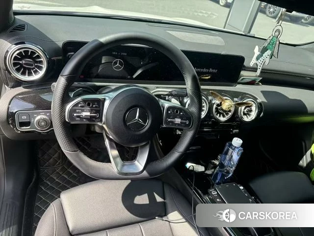 Mercedes-Benz Class A 2022 Белый из Китая, фото 6