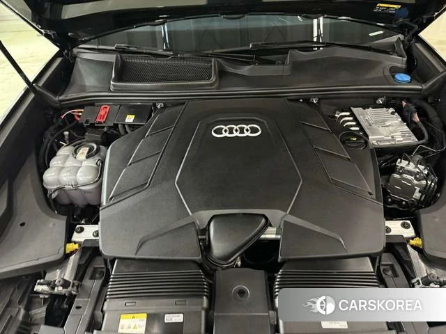 Audi Q8 id 4263343 из Китая 11