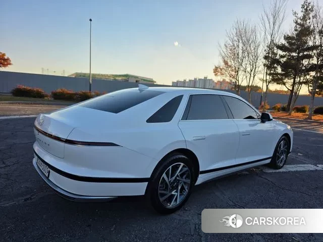 Hyundai Grandeur (GN7) id 3394145 из Кореи 16