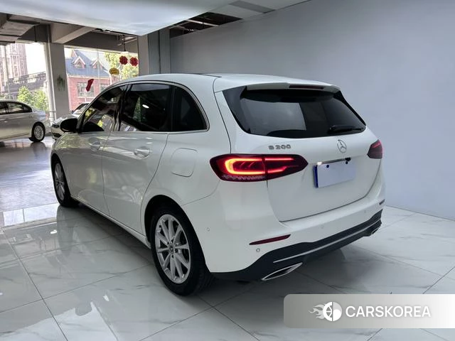 Mercedes-Benz Class B id 4255941 из Китая 26