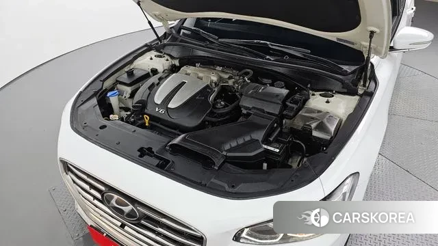 Hyundai Grandeur IG id 3188511 из Кореи 16