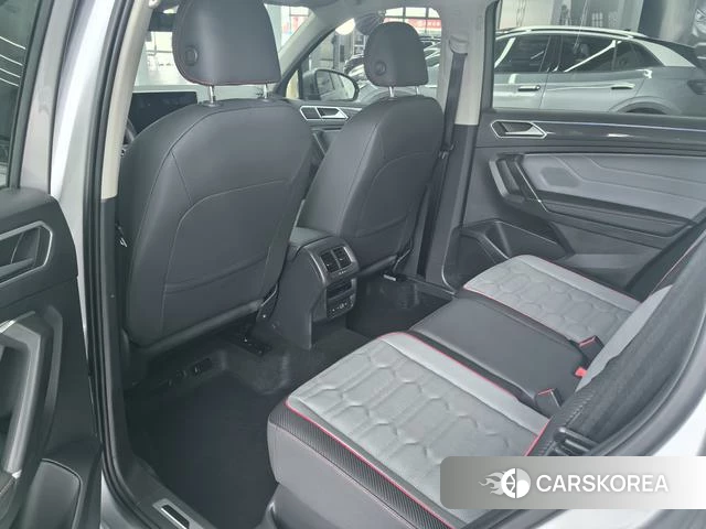 Volkswagen Tiguan L id 4242395 из Китая 14