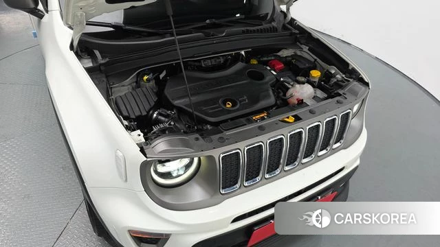 Jeep Renegade id 4586906 из Кореи 35