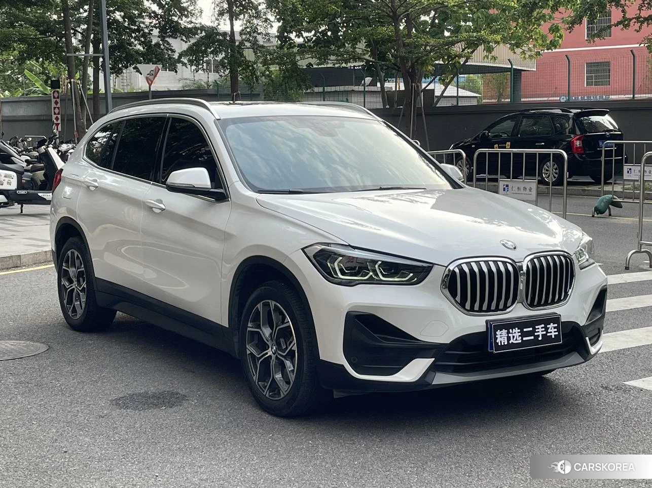 BMW X1 id 4407386 из Китая 13
