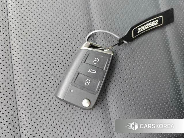Volkswagen Lavida id 4274760 из Китая 16