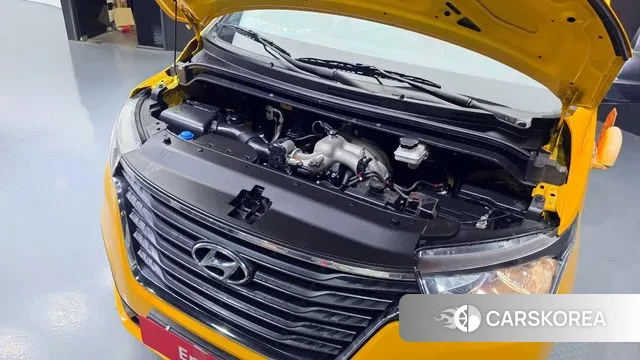 Hyundai The New Grand Starex id 3344387 из Кореи 16