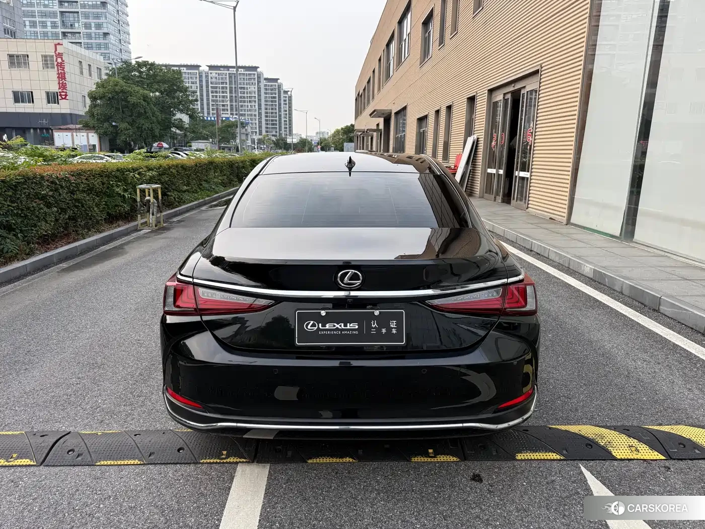 Lexus ES 2022 Черный из Китая, фото 6